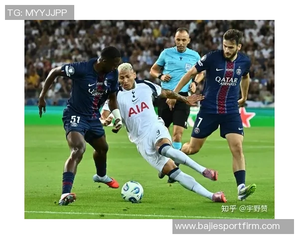 那不勒斯巴黎勒沃库森争夺20岁弗莱堡中场新星曼赞比